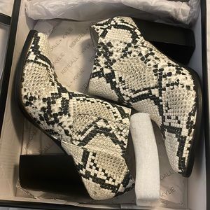 Kendell + Kylie boots